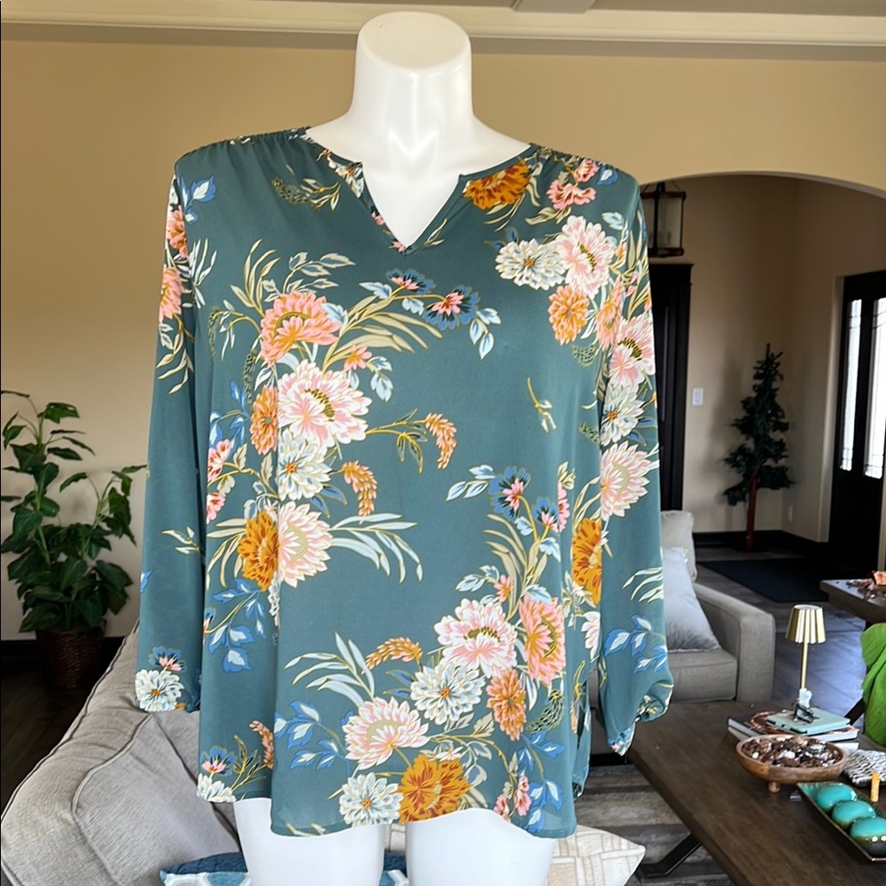 Fun 2 Fun Floral V-Neck Long Sleeve Blouse - Teal Floral
